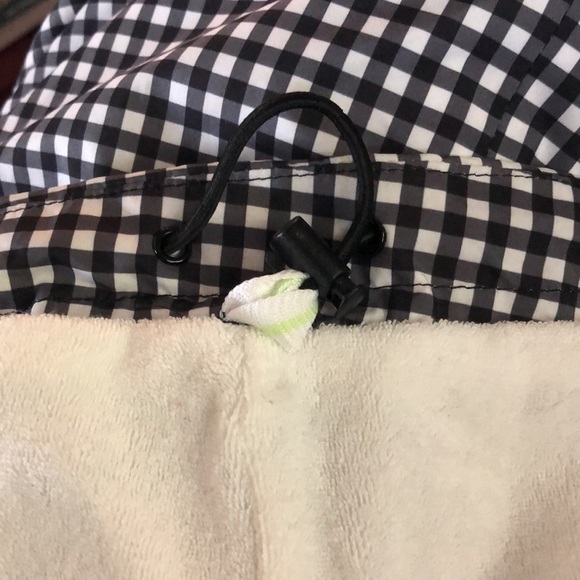 Talbots Women’s Vest Quilted Check Velcro Zip Closure Front Zip Pockets Sporty - Picture 9 of 9